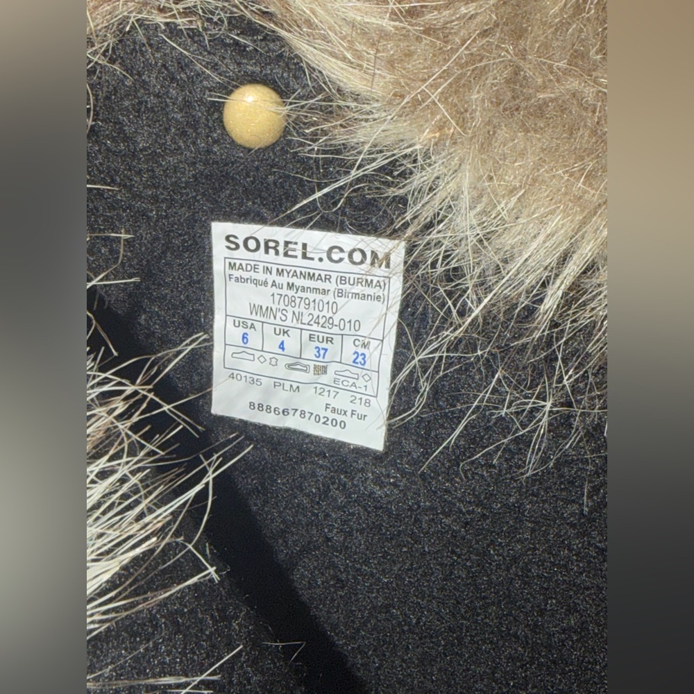 Sorel "Joan Of Arctic" Black/Cream Waterproof Snow Boots Faux Fur Like NEW, sz 6 - Picture 12 of 13